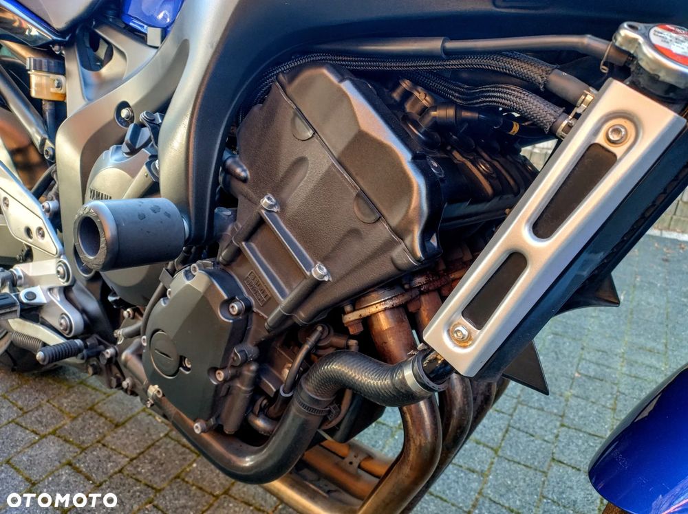 Yamaha FZ6 - 7