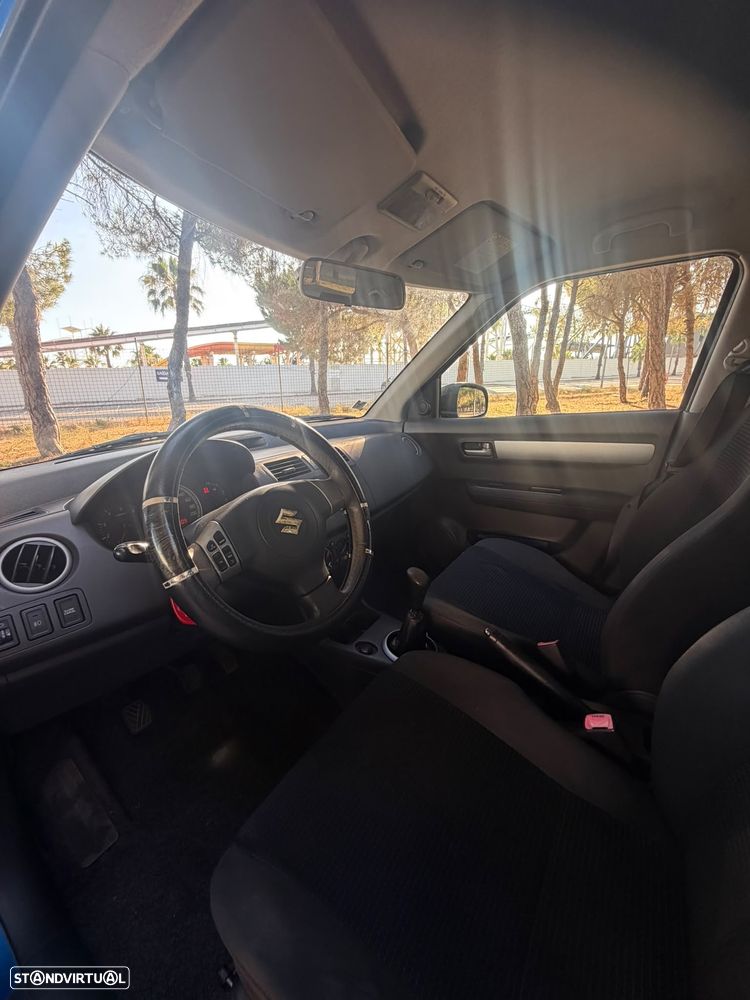 Suzuki Swift - 7