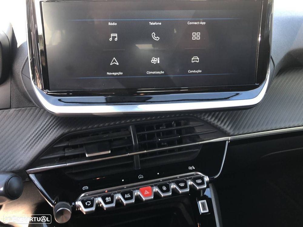 Peugeot 2008 1.2 Style - 14