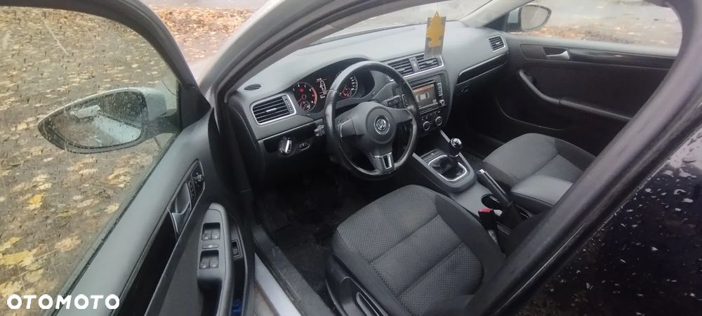 Volkswagen Jetta 1.2 TSI BMT Comfortline - 18