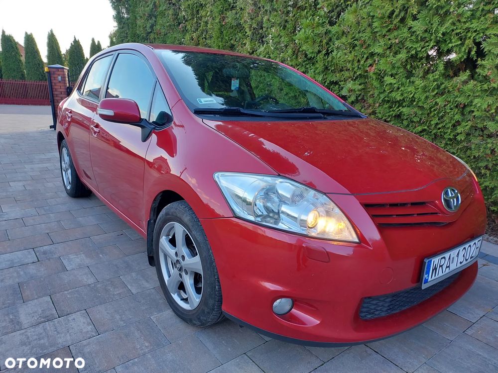 Toyota Auris ver-1-6-valvematic-comfort - 1