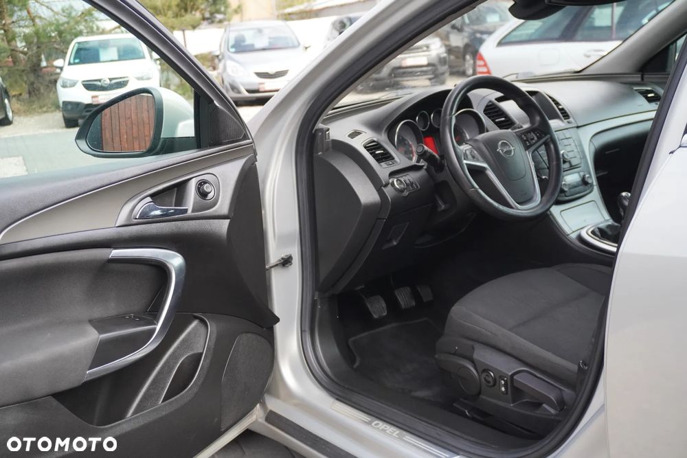 Opel Insignia 1.8 Design Edition - 6