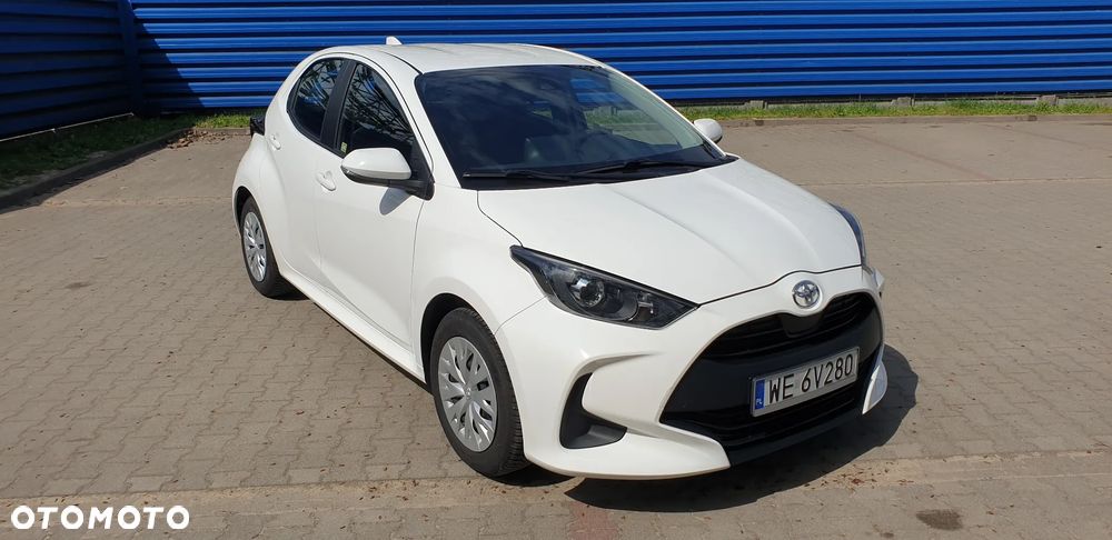 Toyota Yaris - 1