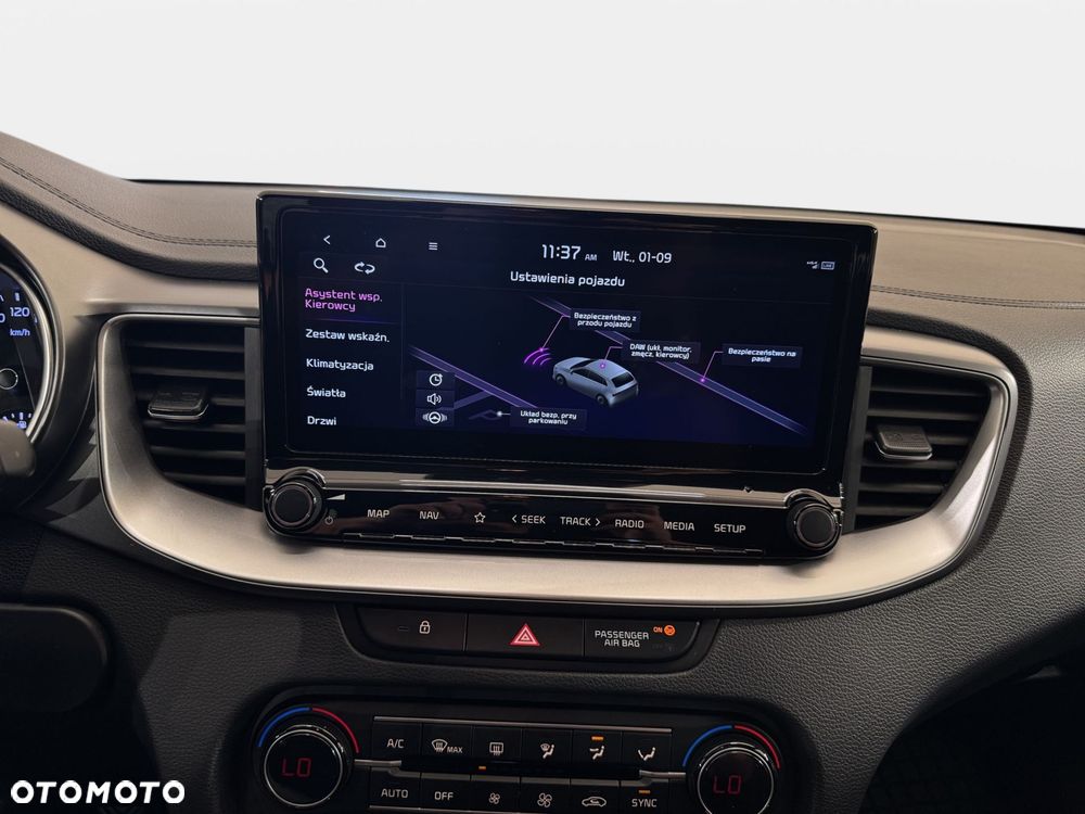Kia Ceed 1.5 T-GDI M - 23