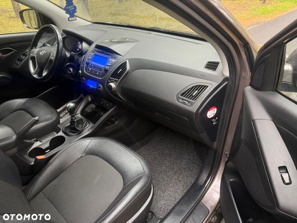 Hyundai ix35 1.6 2WD blue Style - 10