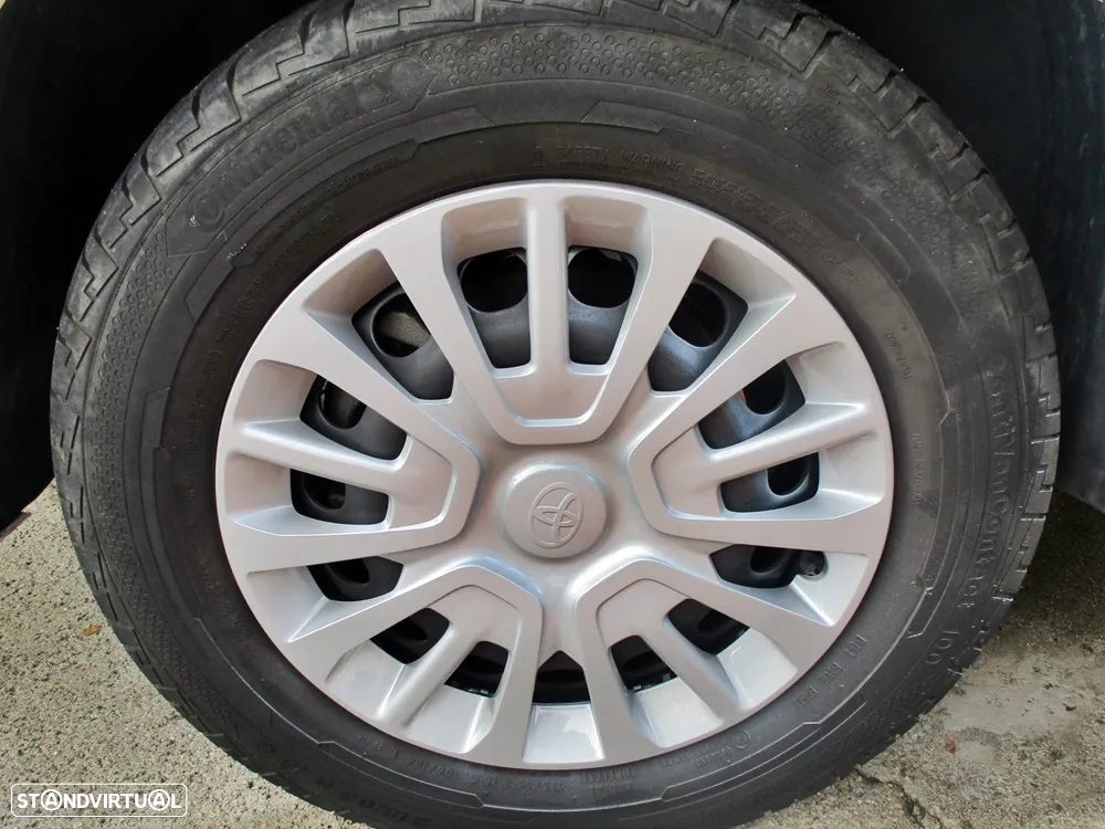 Toyota Proace Verso 1.5 D-4D L2 1.2T Comfort 5L - 42