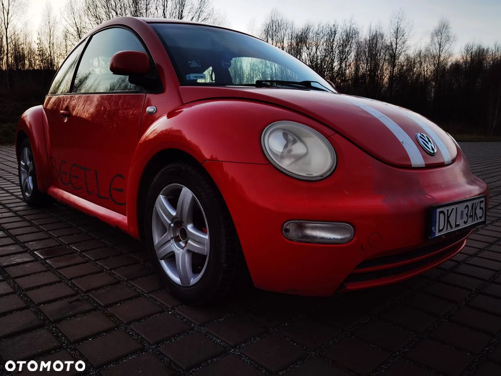 Volkswagen New Beetle - 4