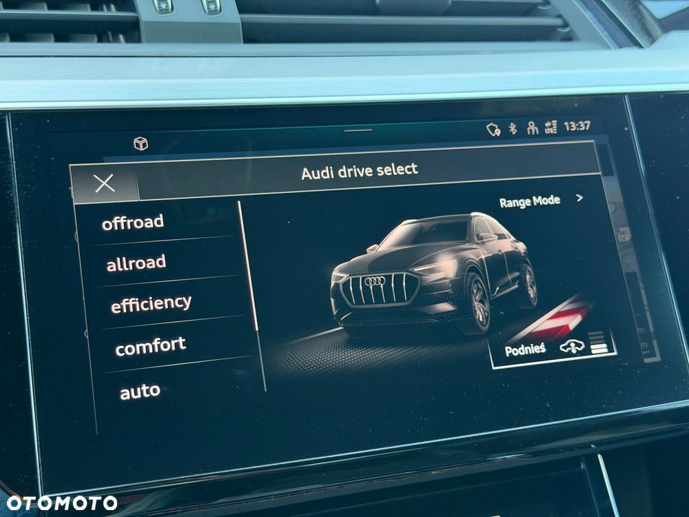 Audi e-tron 55 Quattro S Line - 30