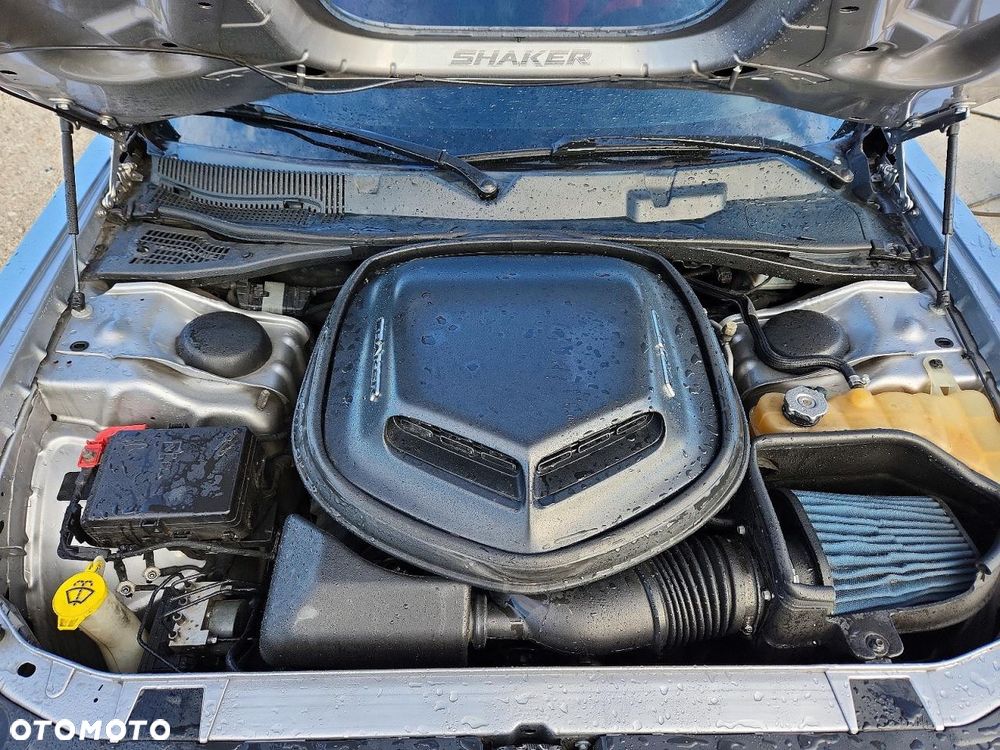 Dodge Challenger - 10