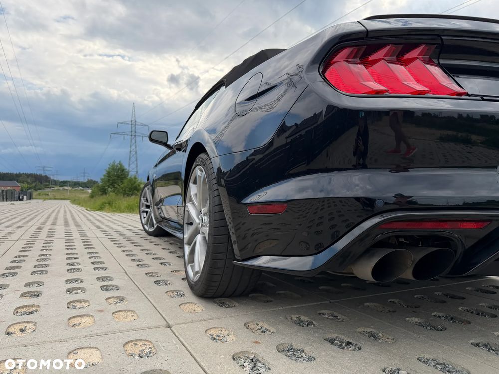 Ford Mustang - 33