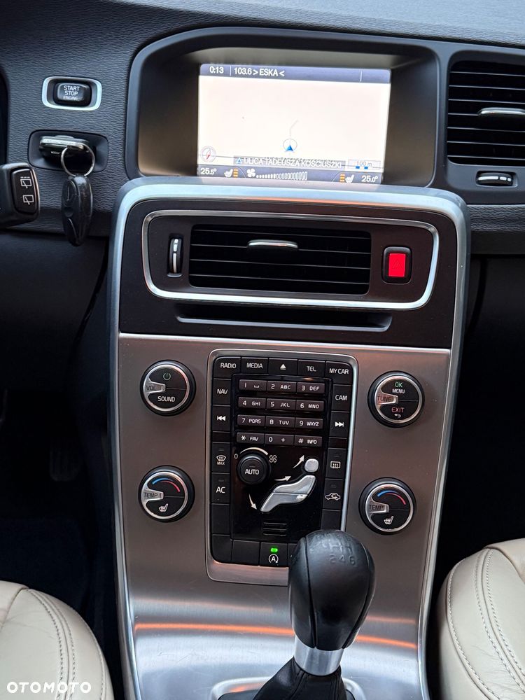 Volvo V60 - 15