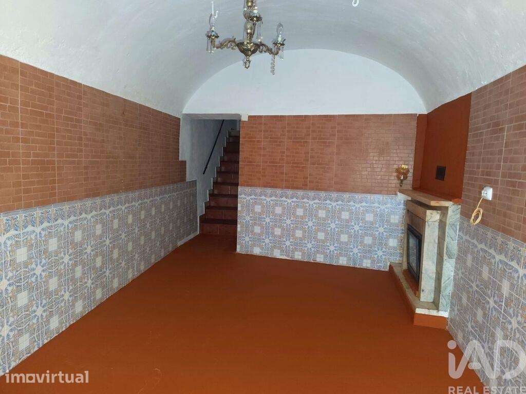 Casa / Villa T2 em Borba (Matriz) de 111 m2 - Grande imagem: 3/29