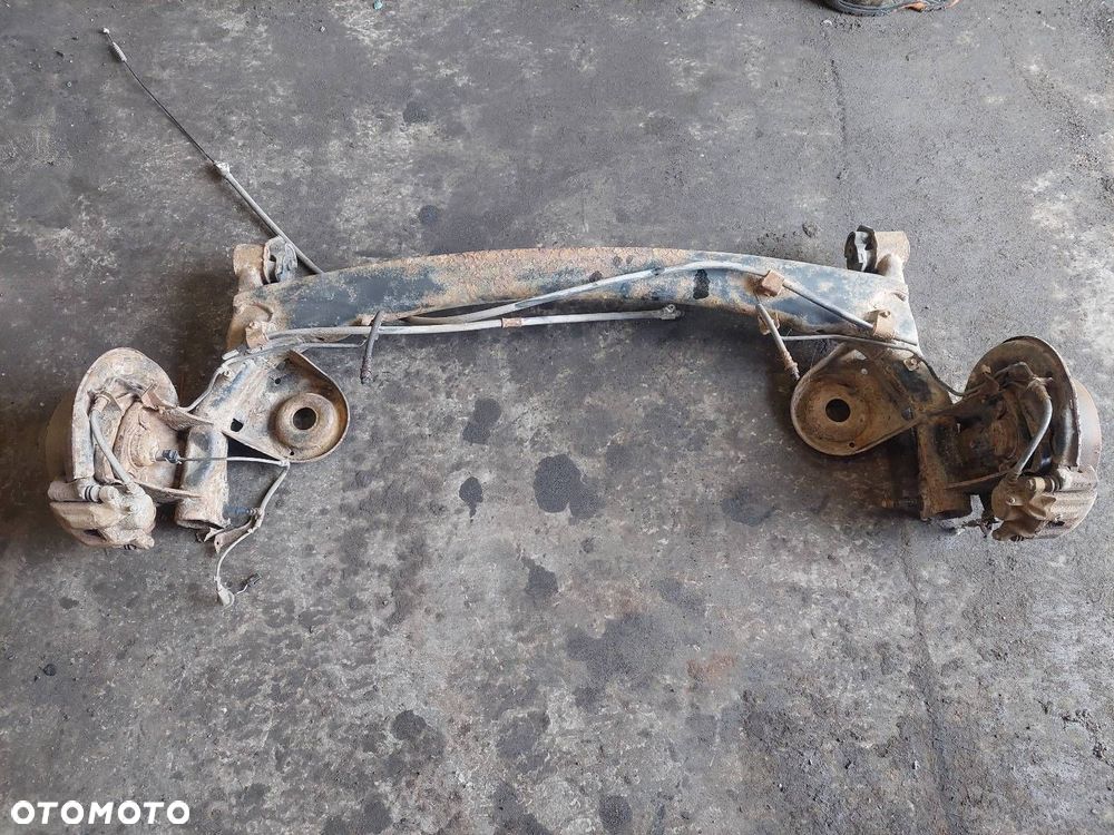 BELKA OŚ ZAWIESZENIA TARCZE Z ABS TOYOTA PREVIA II - 1