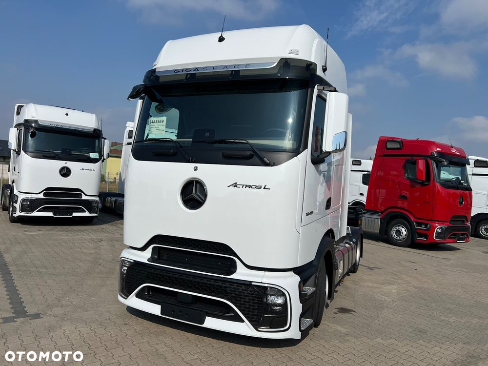 Mercedes-Benz ACTROS - 2