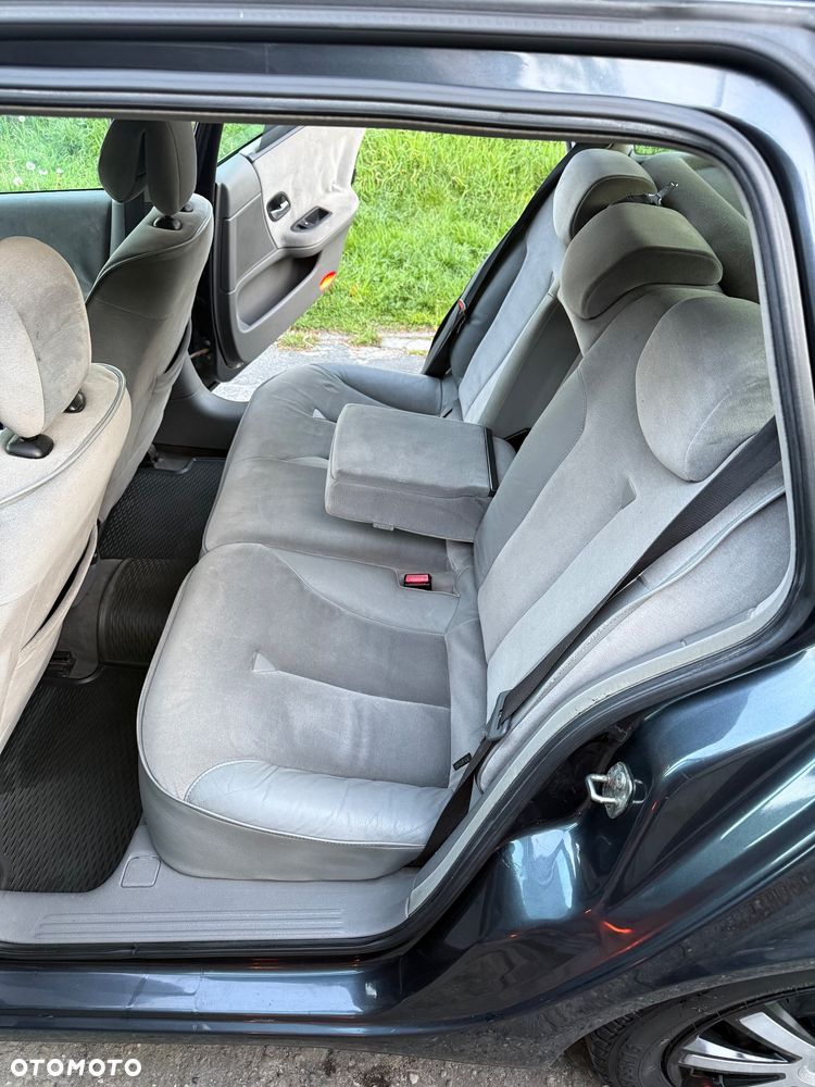 Renault Laguna - 28