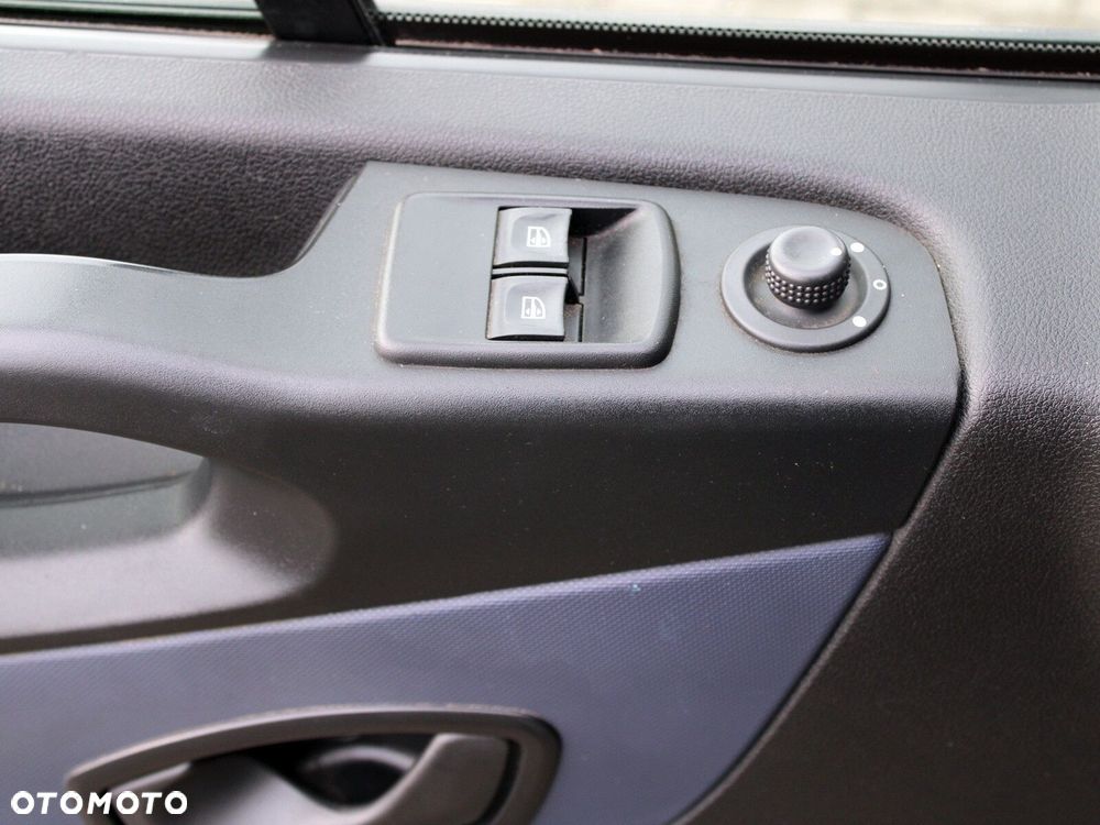 Opel Vivaro L2H1 2,9t Edition Premium - 29