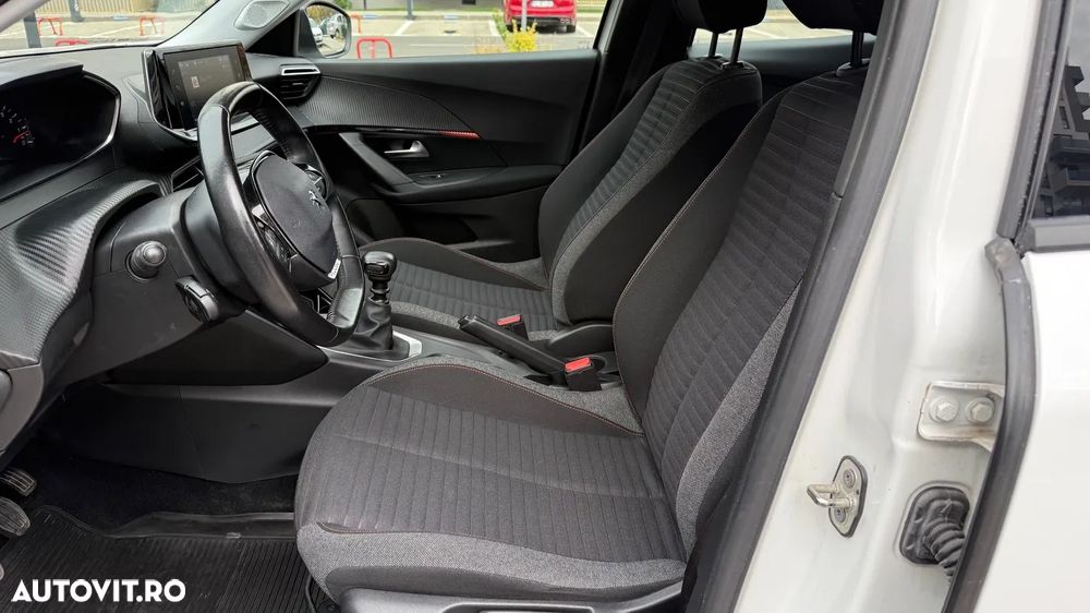 Peugeot 2008 1.5 BlueHDI BVM6 STT Allure Pack - 12