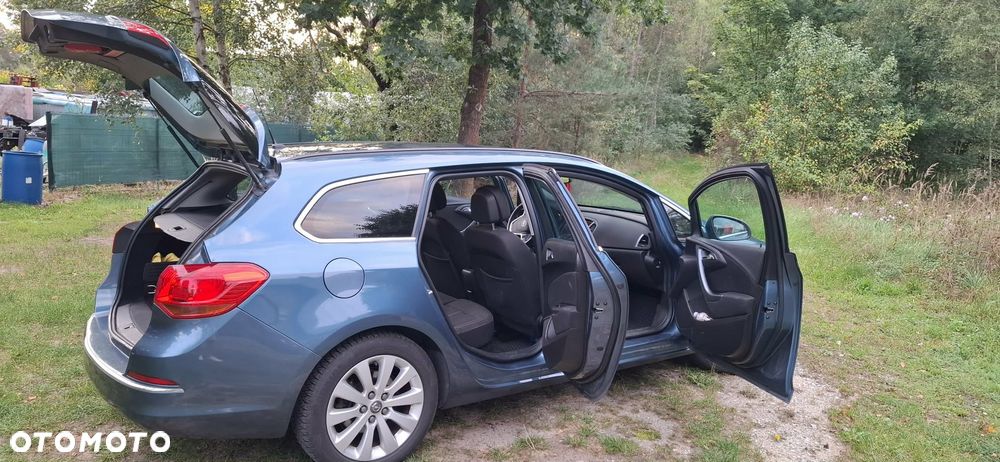 Opel Astra 1.6 SIDI Turbo Automatik - 23