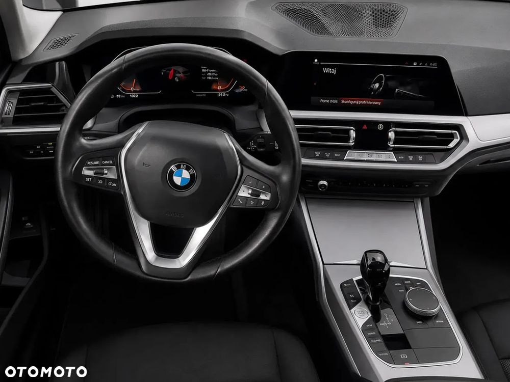BMW Seria 3 318i Advantage sport - 6