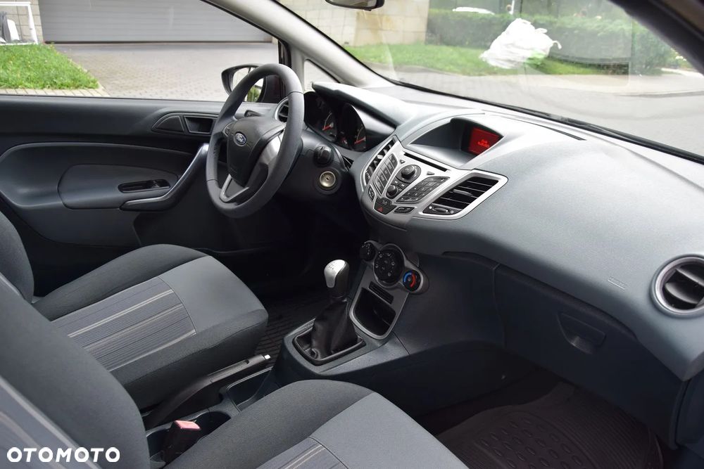 Ford Fiesta 1.25 Trend EU5 - 12
