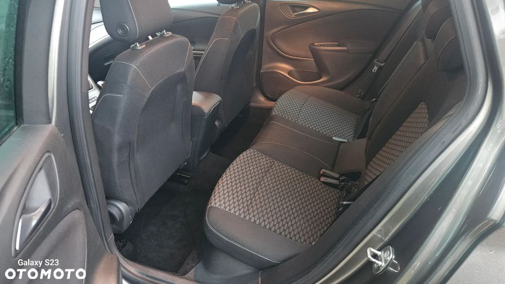 Opel Astra 1.6 CDTI Active - 10