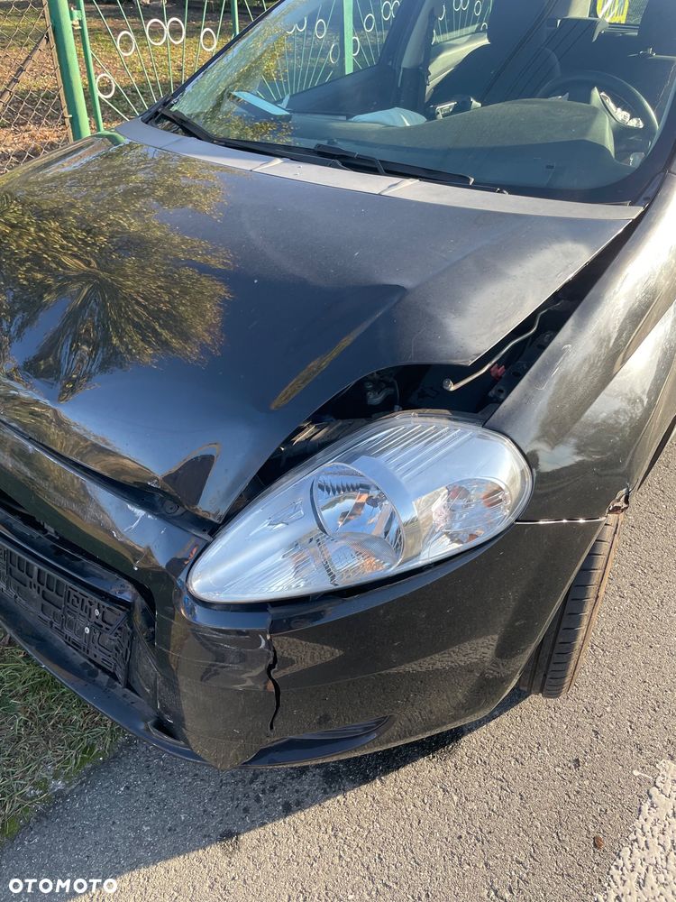 Fiat Grande Punto 2008 photo 3