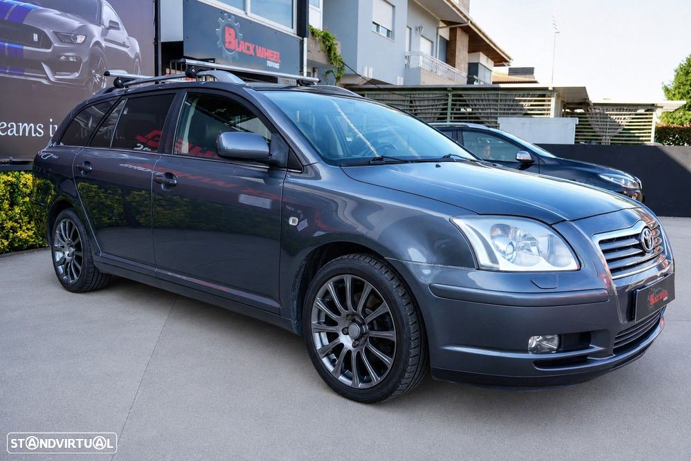 Toyota Avensis SW - 9