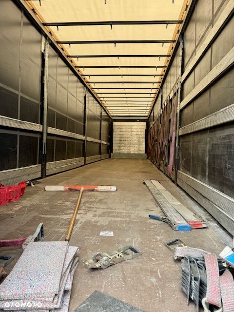 Schmitz Cargobull SCB - 5