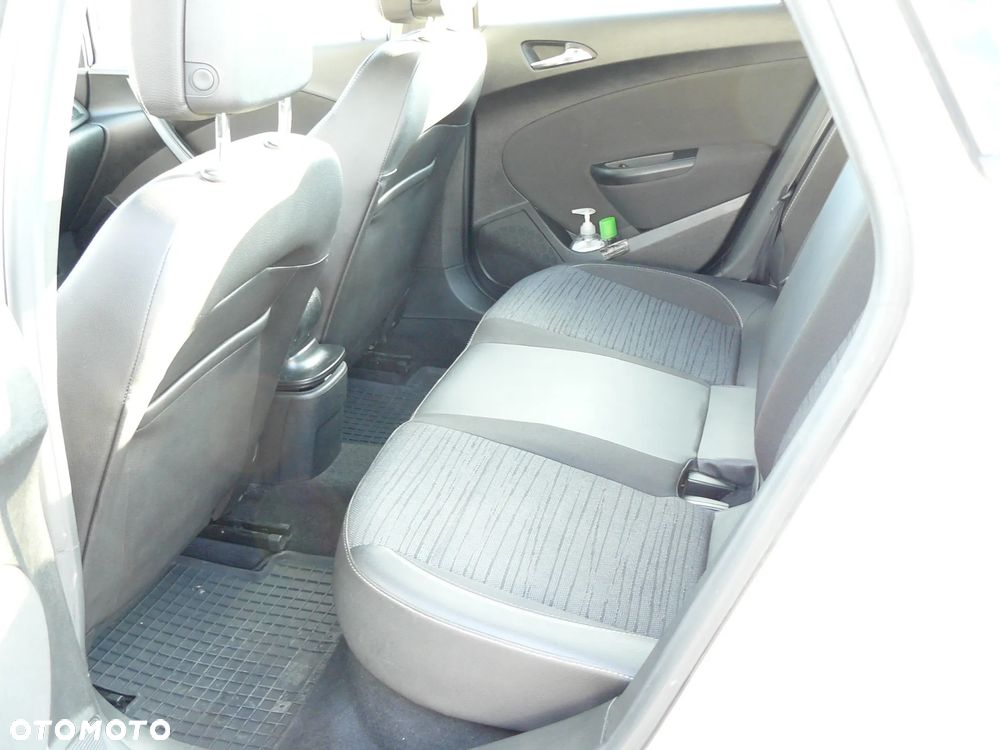 Opel Astra - 19