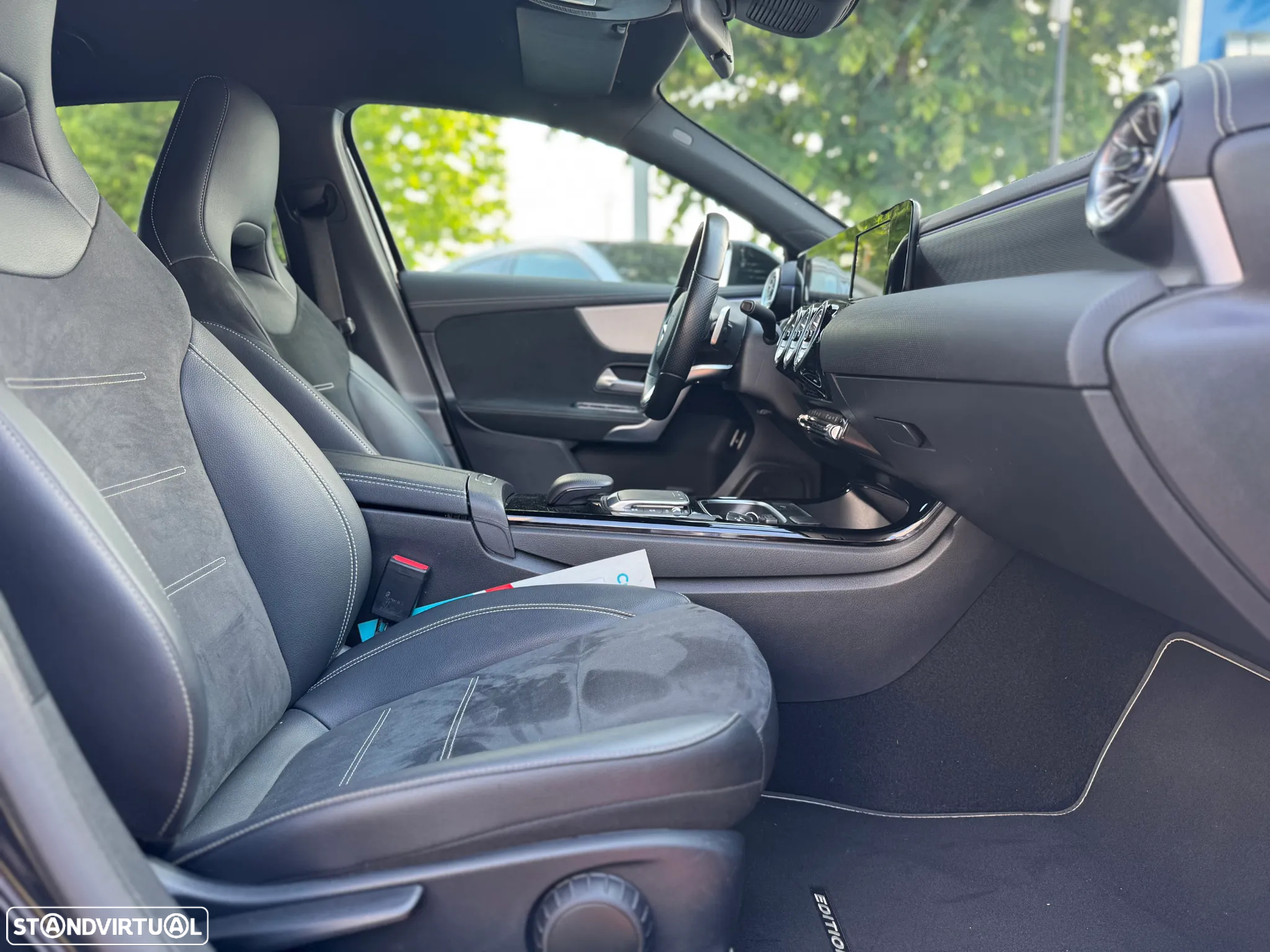 Mercedes-Benz A 250 e AMG Line - 21