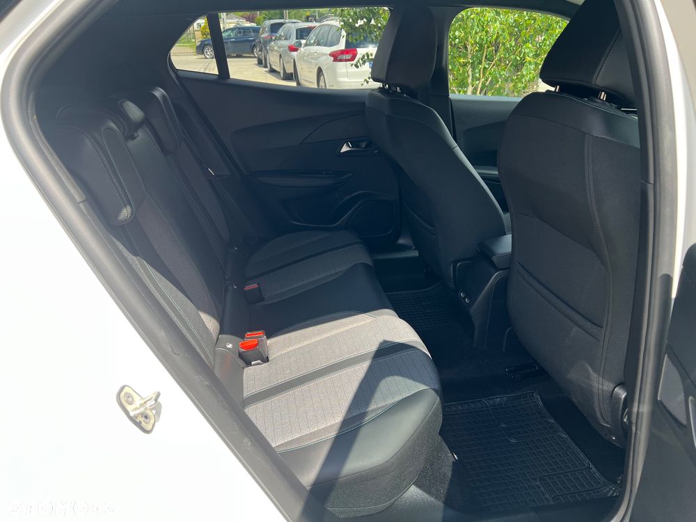 Peugeot 2008 PureTech 130 Allure - 30