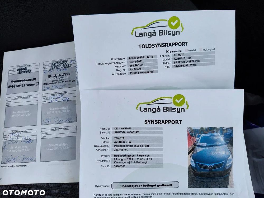 Toyota Avensis 1.8 Sol plus NAVI - 17