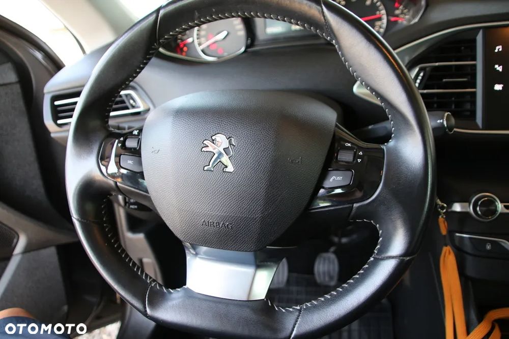 Peugeot 308 BlueHDi 130 Stop & Start Style - 15