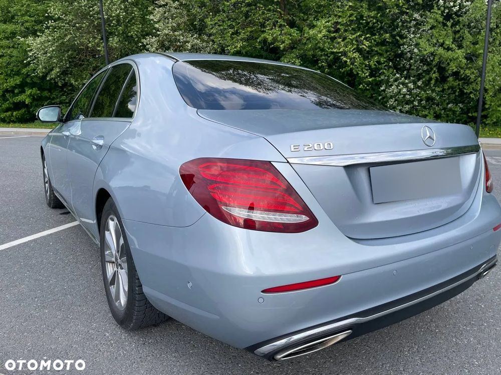Mercedes-Benz Klasa E - 2