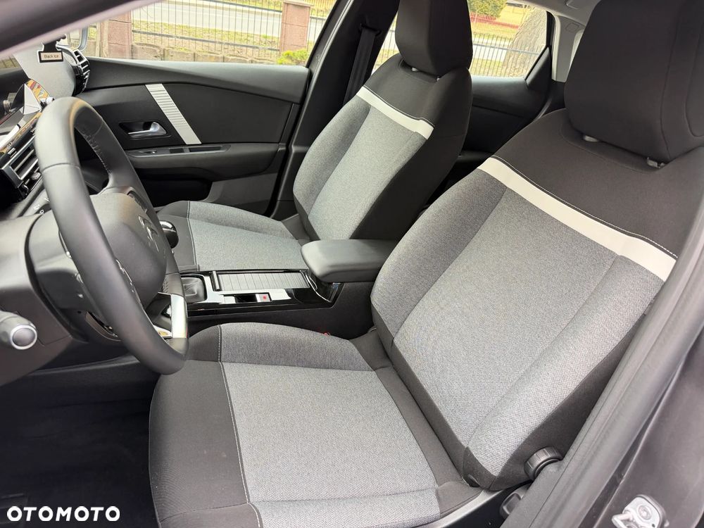 Citroën C4 1.2 PureTech Feel S&S - 26