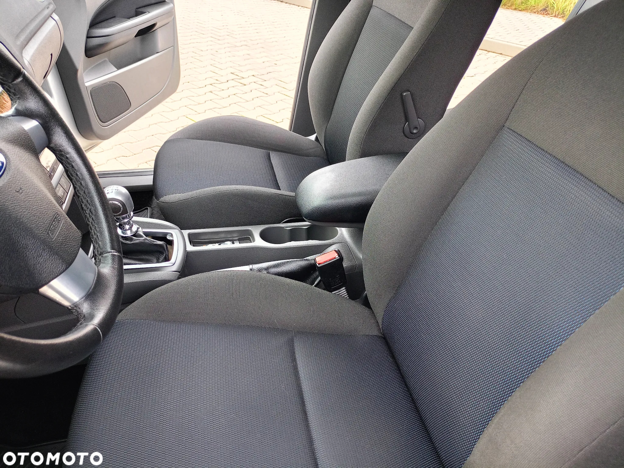 Ford Focus 2.0 TDCi Sport - 14