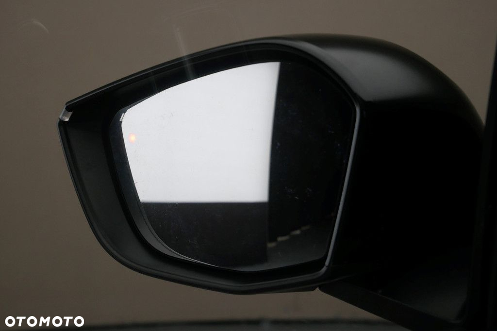 Citroën C4 1.5 BlueHDi Shine S&S - 26