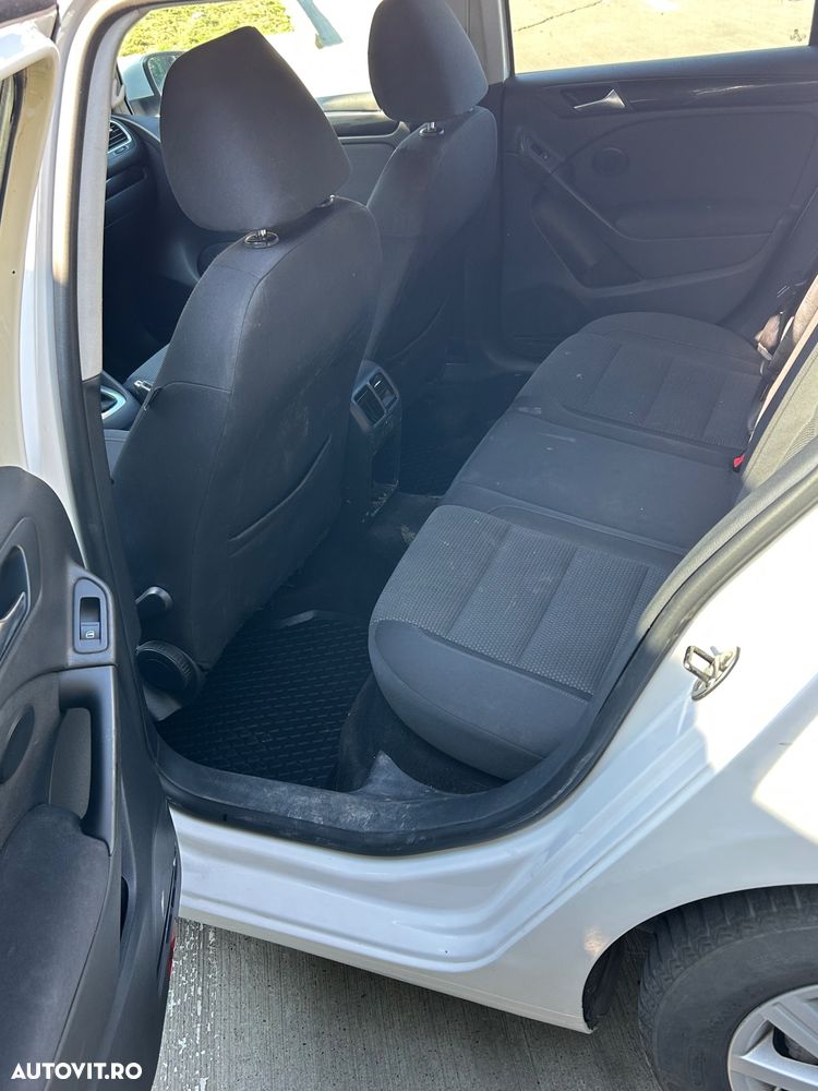 Volkswagen Golf 1.2 TSI BMT DSG Comfortline - 6