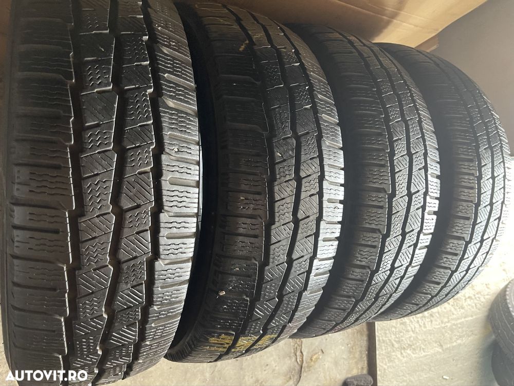 215/60/R17 C Michelin Agilis Alpin Dot 2021 - 2