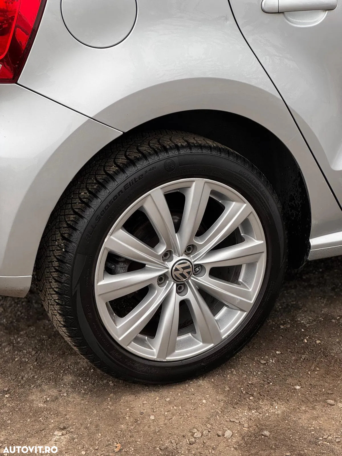 Volkswagen Polo 1.6 TDI DSG Comfortline - 16