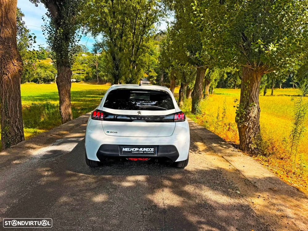 Peugeot e-208 50 kWh Style - 4
