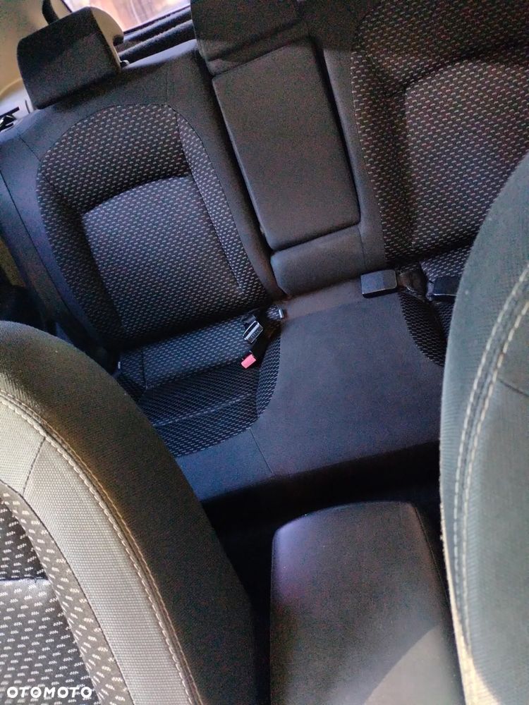 Nissan Qashqai - 12
