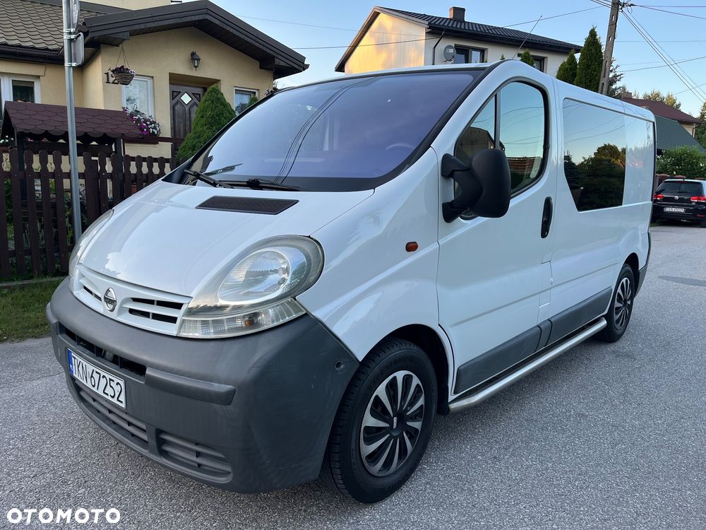 Renault TRAFIC - 2