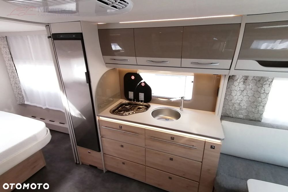 Dethleffs Nomad 650 RQT - 11