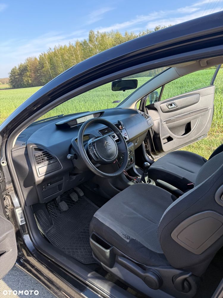 Citroën C4 1.6 16V X - 17