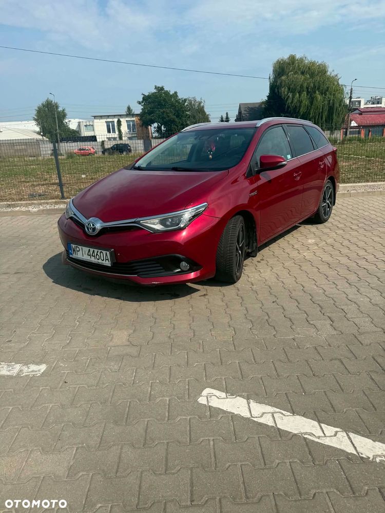 Toyota Auris Hybrid 135 Dynamic - 3