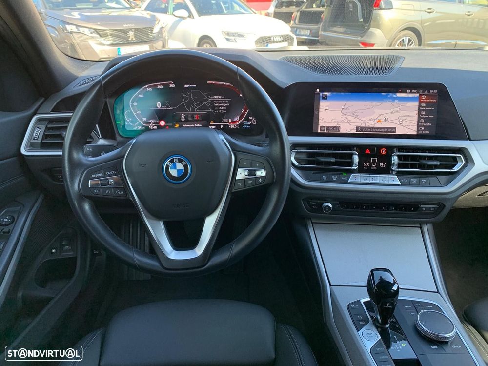 BMW 320 - 22