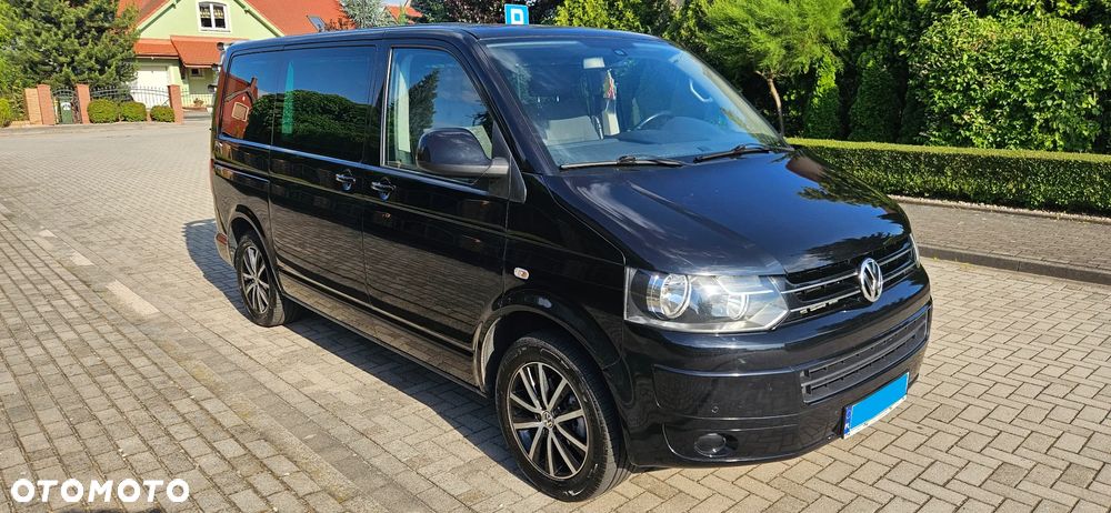 Volkswagen Multivan - 1