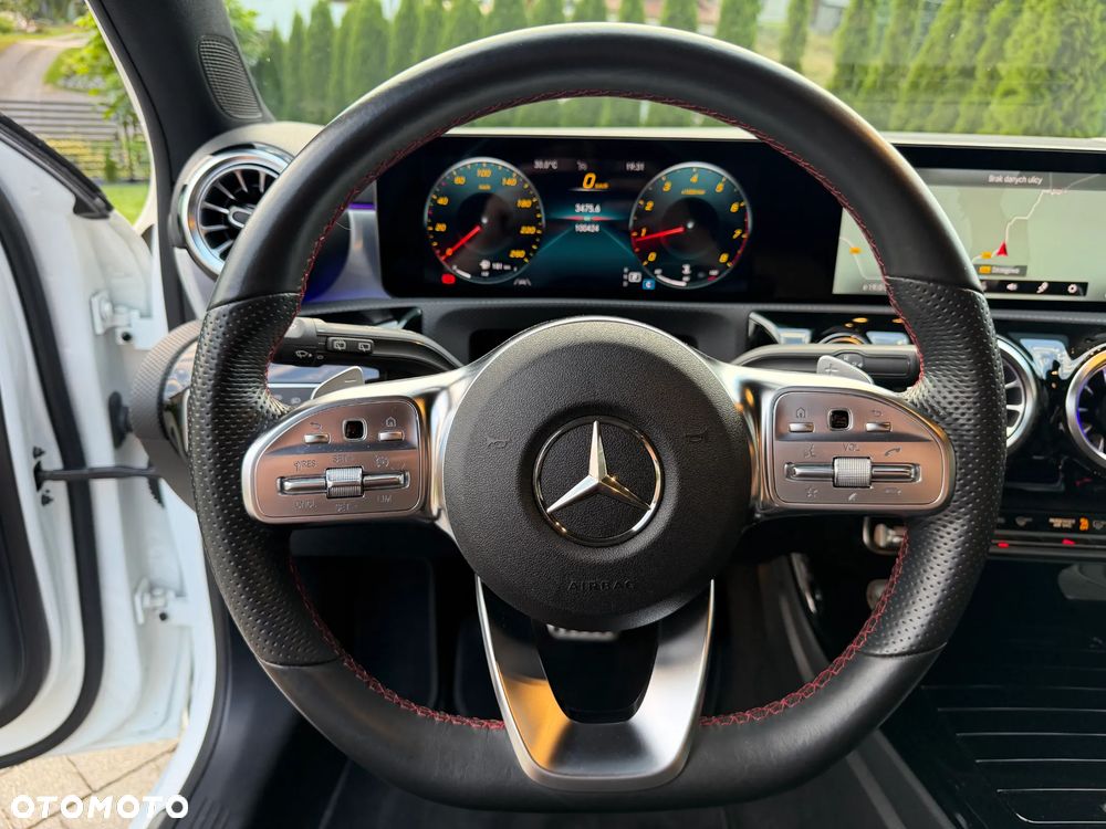Mercedes-Benz Klasa A 200 4-Matic AMG Line 8G-DCT - 31