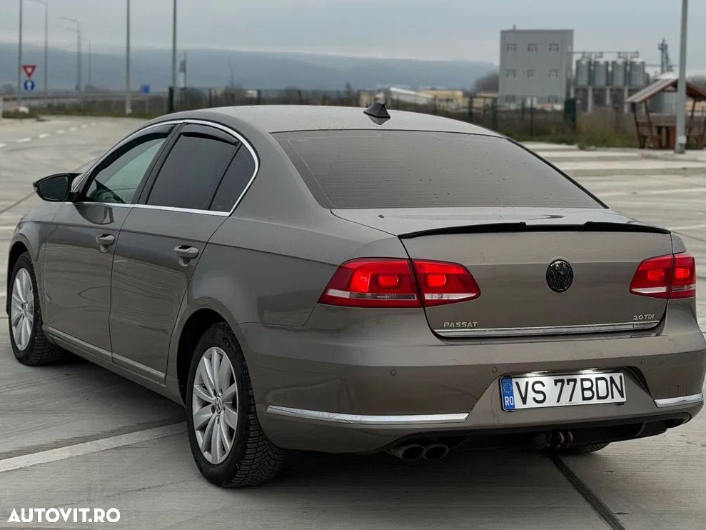 Volkswagen Passat 2.0 TDI BlueMotion Tehnology Comfortline - 6